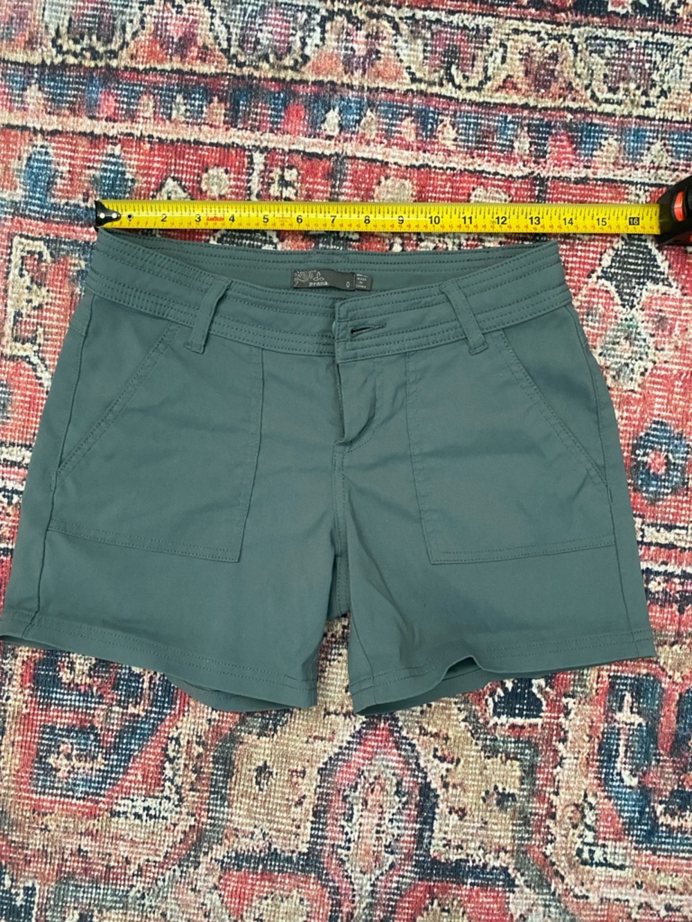 Prana Olivia short
